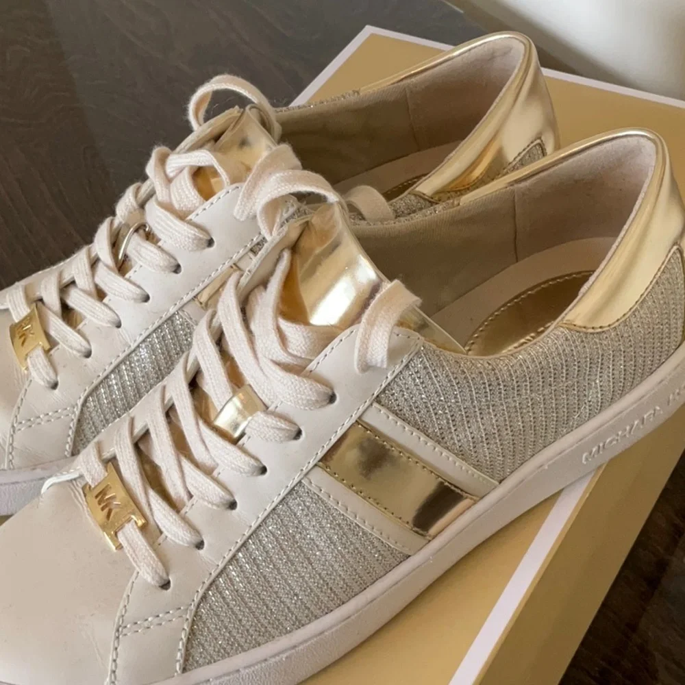 MICHAEL KORS Keaton Stripe Sneaker Pale Gold - Picture 3 of 7